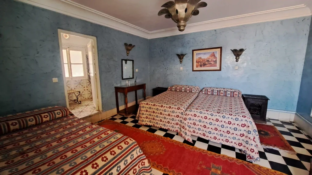 Room Triple